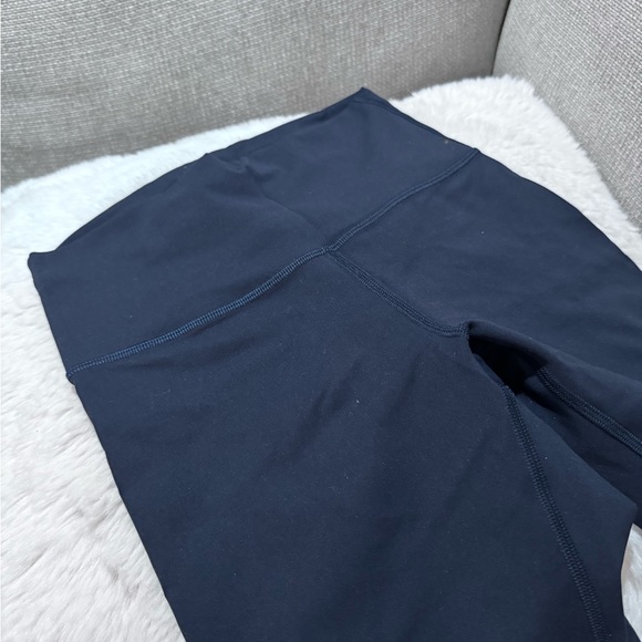 Lululemon Wunder Train Leggings - Picture 4 of 5